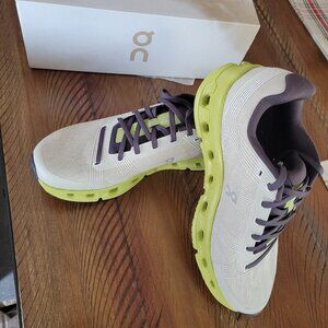 NWT Women's 9.5 On Cloudgo Sand | Zest